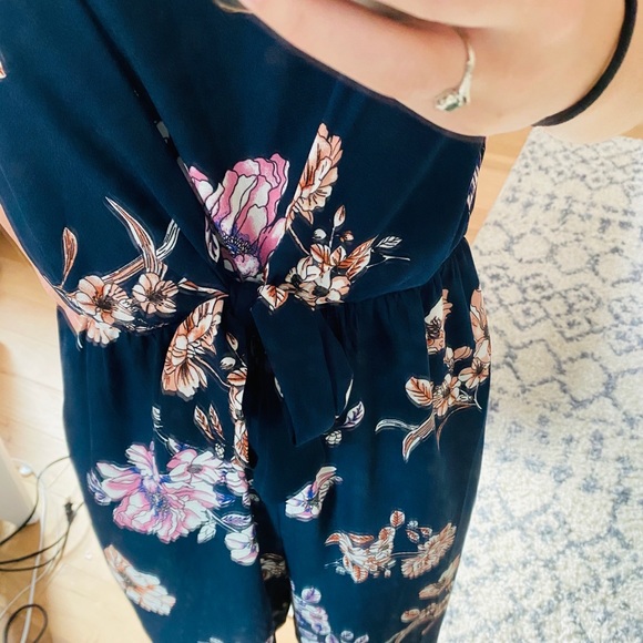 Navy Blue Floral Jumpsuit with Pockets, size M - Picture 6 of 9